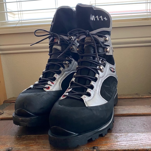Kayland M11+ Mountaineering Boots- size me… main image 4